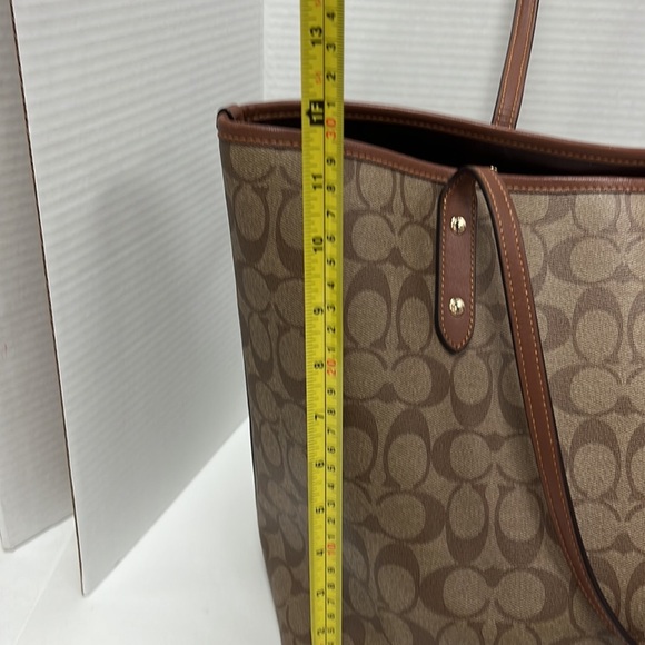 Coach Keith Haring Signature Canvas W/ Patches Tote Bag F48728 - Picture 4 of 10